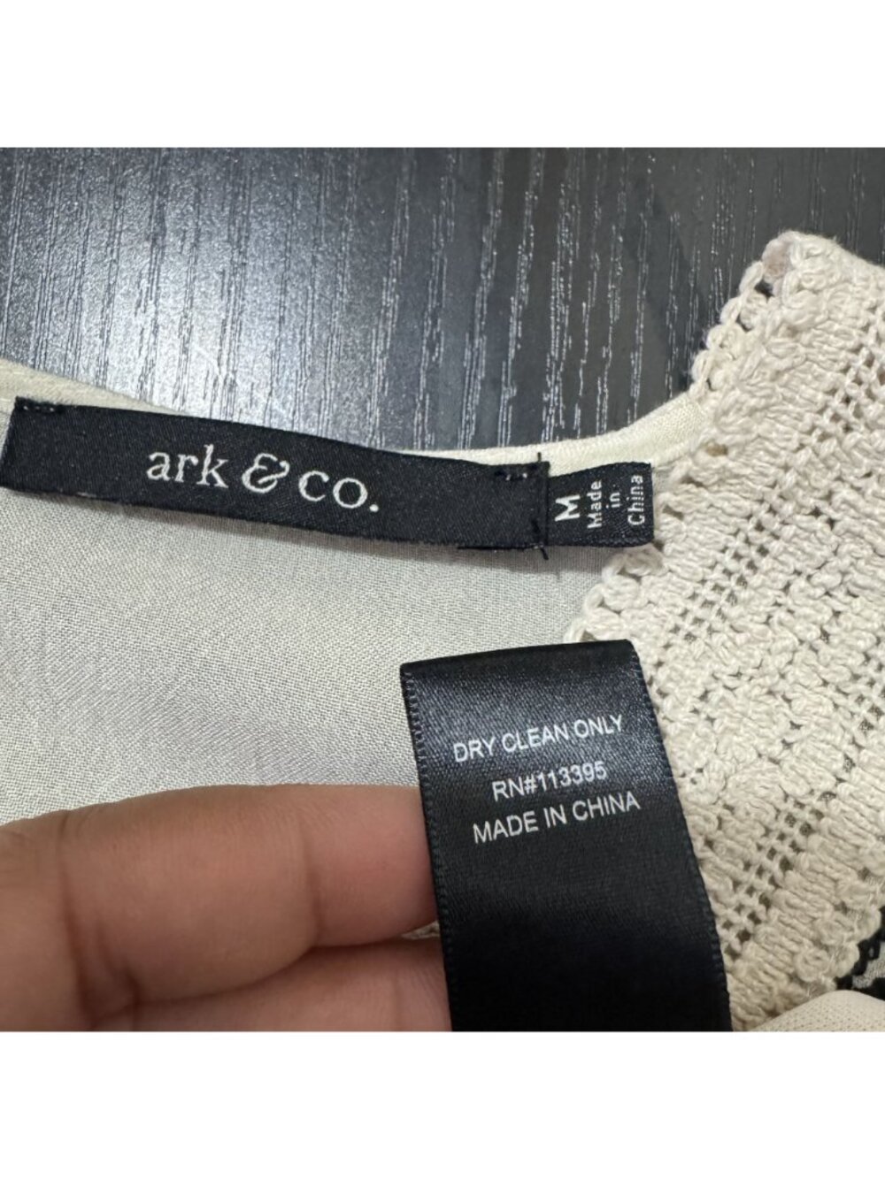 Ark & Co Embroidered Boho Mini Dress Cream Black Bell Sleeve Crochet Trim M - Picture 9 of 9